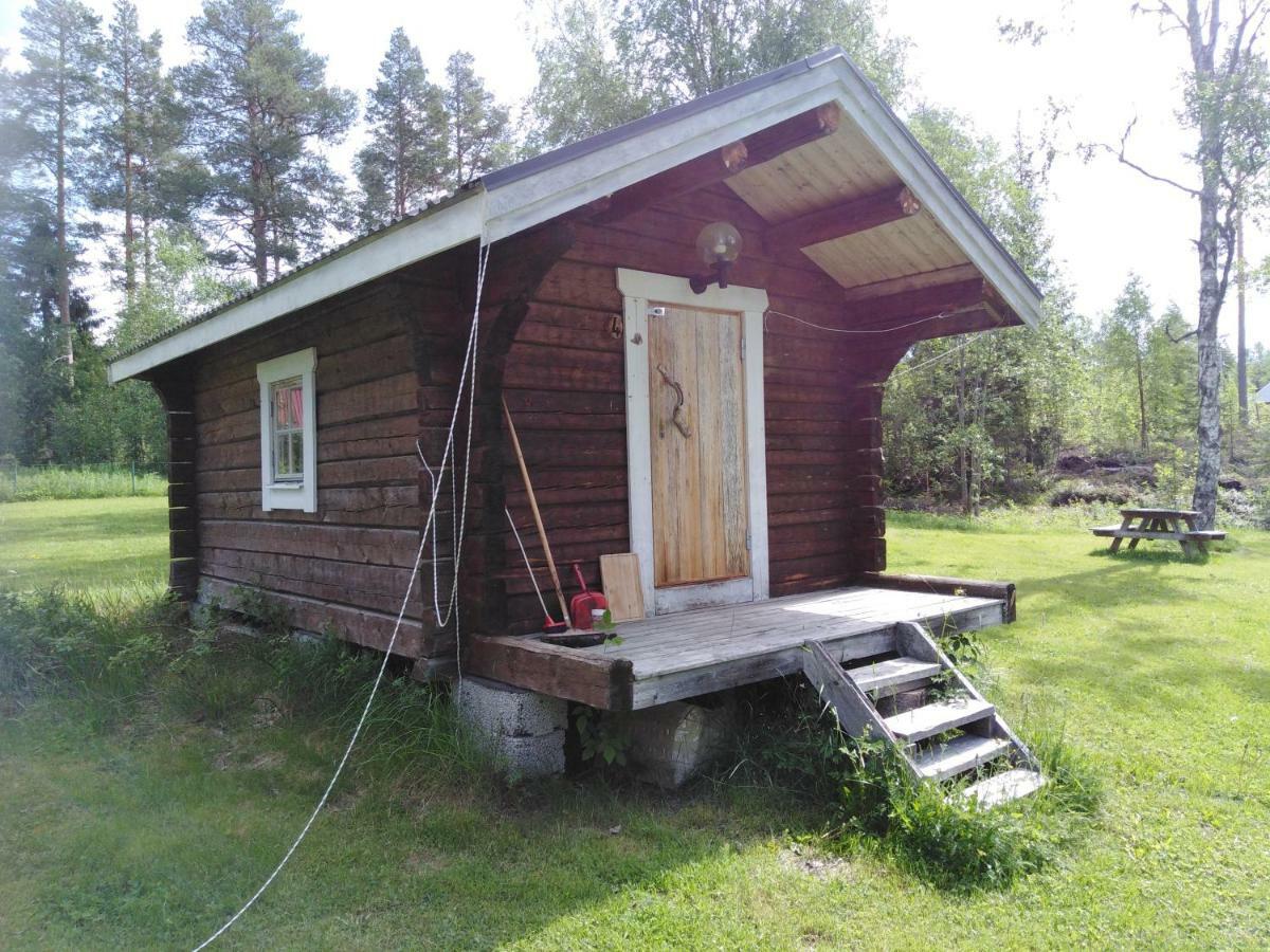 Gillhov & Svenstavik